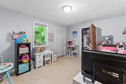 22 Spring Street, Gardiner, ME 04345 - Photo 42