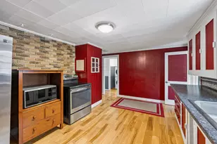 108 Middlesex Rd, Topsham, ME 04086 - Photo 4
