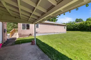 66 Rideout Ave, Lewiston, ME 04240 - Photo 18