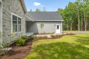 18 Crestwood Dr, Orrington, ME 04474 - Photo 10