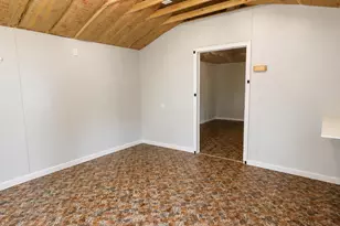 81 10 Rd, Bradley, ME 04411 - Photo 30