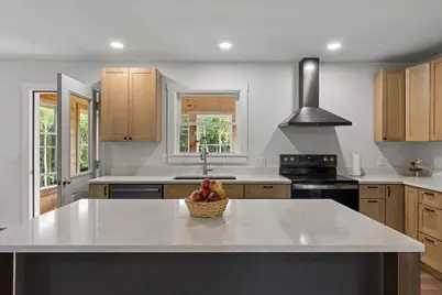 26 Heights Road, Stockton Springs, ME 04981 - Photo 10