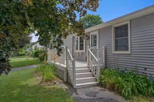 29 Lowell St, Westbrook, ME 04092 - Photo 8