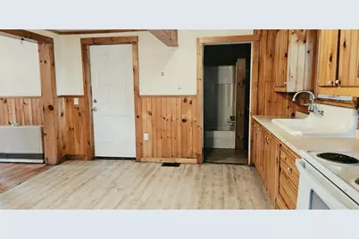 151 Oxford Avenue, Rumford, ME 04276 - Photo 24