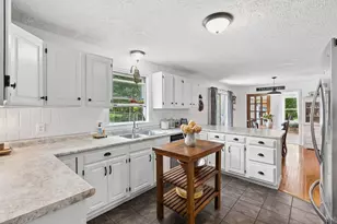 672 Park St, Livermore Falls, ME 04254 - Photo 10