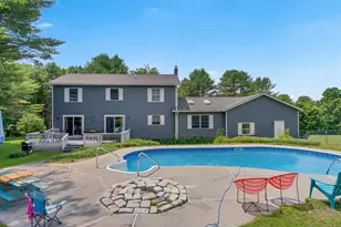 672 Park St, Livermore Falls, ME 04254 - Photo 2