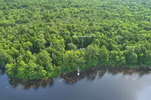 660 Sprague Rd, Waldoboro, ME 04572 - Photo 2