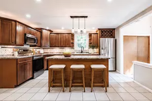 262 Holmes Rd, Scarborough, ME 04074 - Photo 6