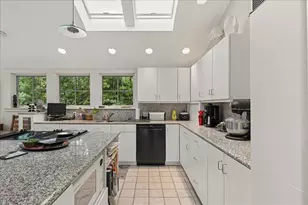 31 State St, Castine, ME 04421 - Photo 20