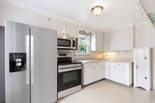 341 Auburn St, Portland, ME 04103 - Photo 8