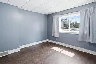 82 Hampshire St, Auburn, ME 04210 - Photo 6