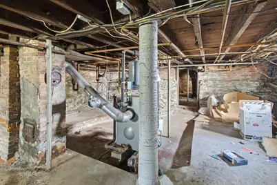 82 Hampshire Street, Auburn, ME 04210 - Photo 38