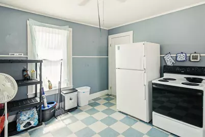 82 Hampshire Street, Auburn, ME 04210 - Photo 14