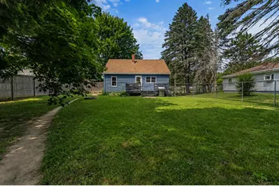 385 Essex Street, Bangor, ME 04401 - Photo 8