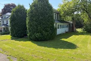 10 York St, Mars Hill, ME 04758 - Photo 4