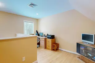141 Bradbury St, Lewiston, ME 04240 - Photo 40