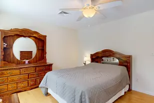 141 Bradbury St, Lewiston, ME 04240 - Photo 66