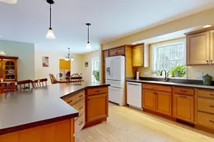 141 Bradbury Rd, Lewiston, ME 04240 - Photo 10