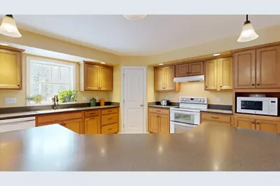 141 Bradbury Street, Lewiston, ME 04240 - Photo 26
