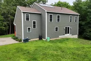 141 Bradbury St, Lewiston, ME 04240 - Photo 100