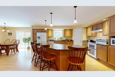141 Bradbury Street, Lewiston, ME 04240 - Photo 6