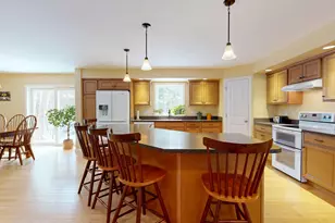 141 Bradbury St, Lewiston, ME 04240 - Photo 6