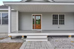 44 Brandy Ln, Portland, ME 04103 - Photo 2