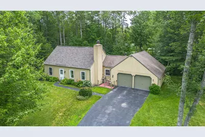 13 Hawthorn Circle, Scarborough, ME 04074 - Photo 2