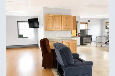 33 Davis Street, Presque Isle, ME 04769 - Photo 4