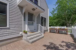 9 Benjamin Hubbard Ln, Kennebunk, ME 04043 - Photo 4