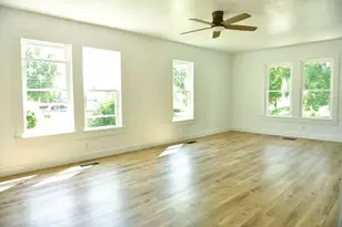 76 Court St, Dover Foxcroft, ME 04426 - Photo 12