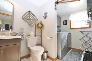 2025 Glenwood Ave, Hermon, ME 04401 - Photo 20