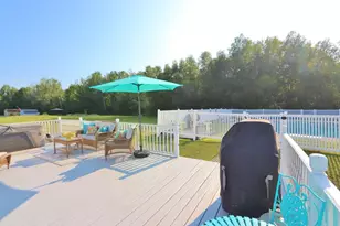 2025 Glenwood Ave, Hermon, ME 04401 - Photo 8