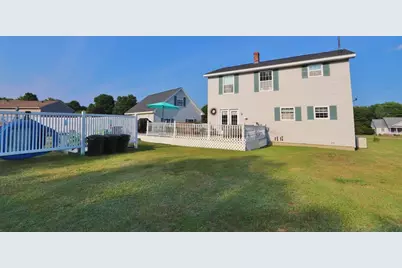 2025 Glenwood Avenue, Hermon, ME 04401 - Photo 6