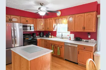 15 Kevin Street, Lewiston, ME 04240 - Photo 8