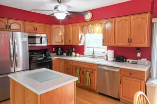 15 Kevin St, Lewiston, ME 04240 - Photo 8