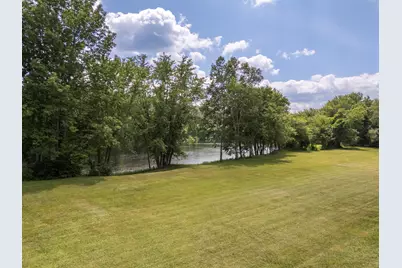 1373 U.S. 2, Rumford, ME 04276 - Photo 12
