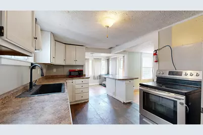 403 Summer Street, Auburn, ME 04210 - Photo 4