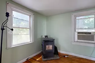 403 Summer St, Auburn, ME 04210 - Photo 14