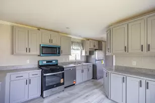 3 Tirrell Ave, Mechanic Falls, ME 04256 - Photo 8