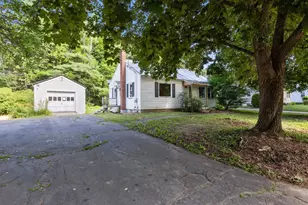 72 1st Rangeway, Waterville, ME 04901 - Photo 2