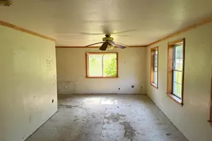 485 Hudson Rd, Corinth, ME 04427 - Photo 28