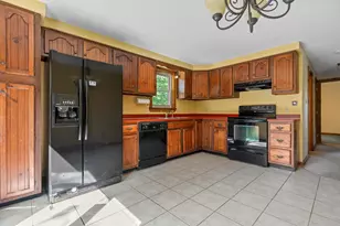 84 Plaza Dr, Sanford, ME 04073 - Photo 8