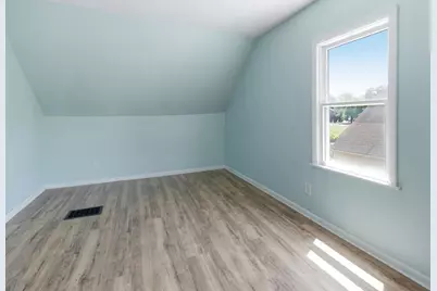 25 Roger Street, Lewiston, ME 04240 - Photo 26