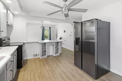 25 Roger Street, Lewiston, ME 04240 - Photo 8