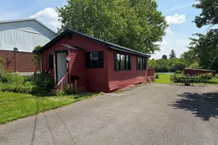 83 Exchange St, Presque Isle, ME 04769 - Photo 4