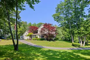 23 Elizabethan Dr, Kennebunkport, ME 04046 - Photo 2
