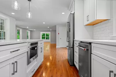 35 Allen Avenue Extension, Falmouth, ME 04105 - Photo 16