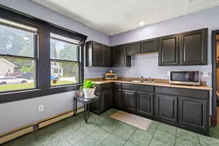 36 Vernon St, Auburn, ME 04210 - Photo 14