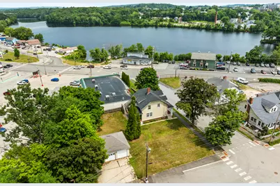 36 Vernon Street, Auburn, ME 04210 - Photo 2